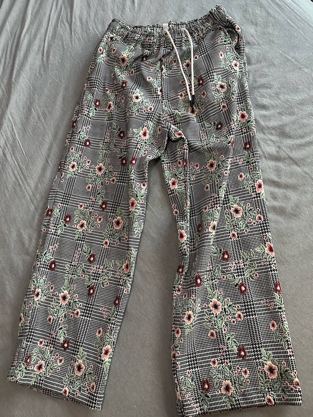 Urban Outfitters Floral Plaid Wide-Leg Drawstring Pants